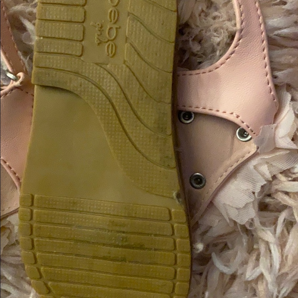Shoes - Picture 2 of 3